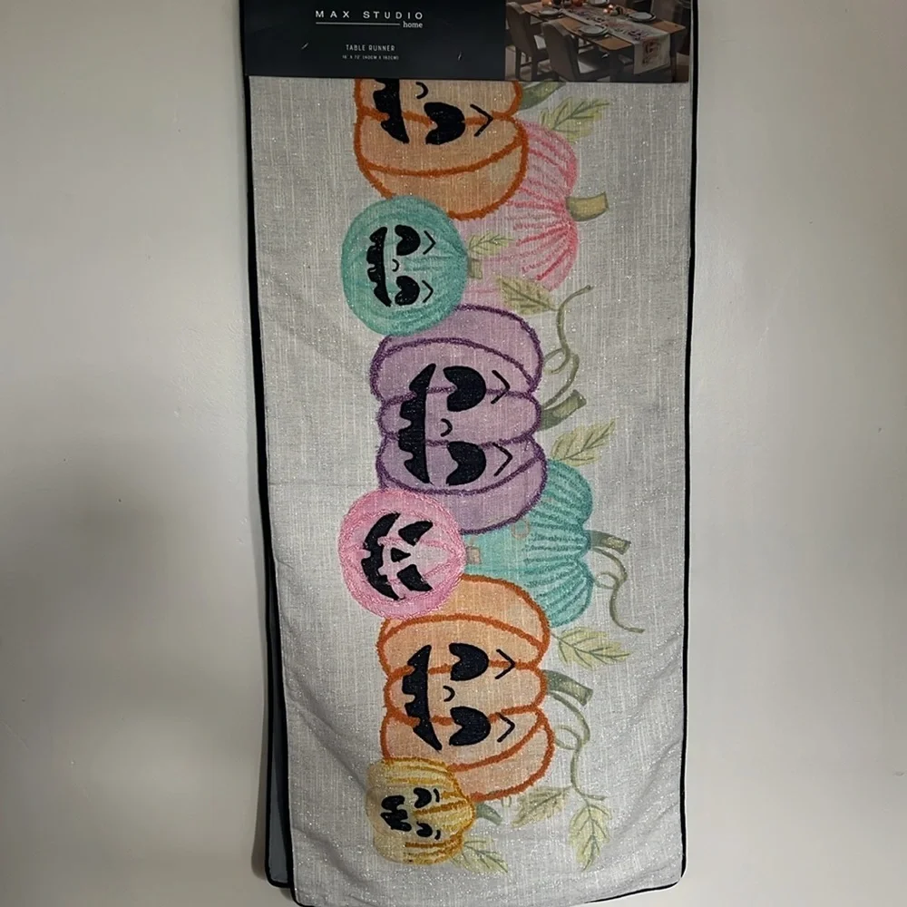 Max Studio Home Halloween Multicolor Embroidered Pumpkin Table Runner NWT